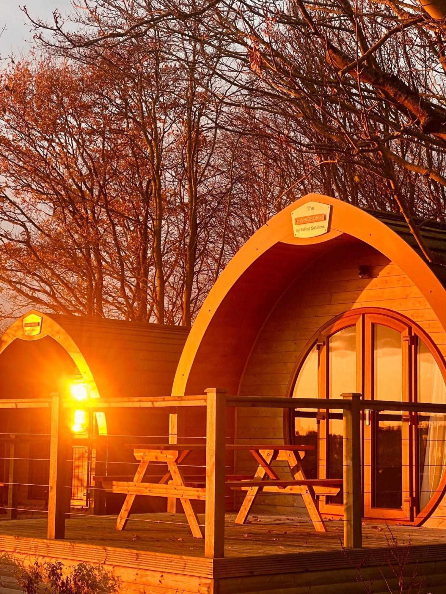 Апартаменти Carlton Manor Pods Aldbrough Екстер'єр фото